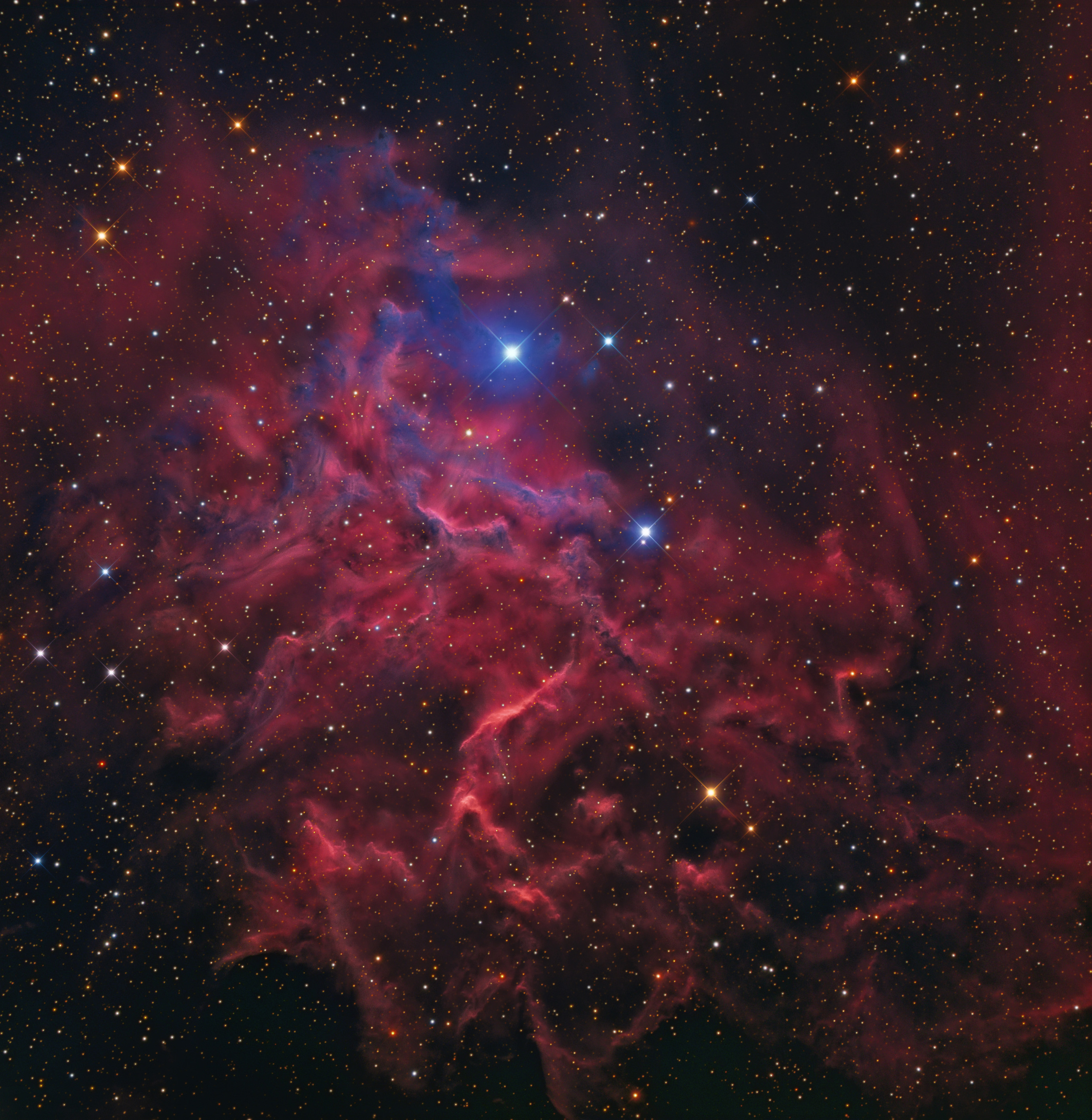 Flaming Star Nebula - IC405 - DeepSkyView